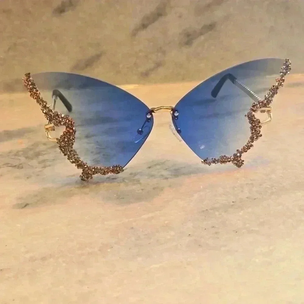 Blue Ombre Luxury Fashion Sunglasses – Gold Detail